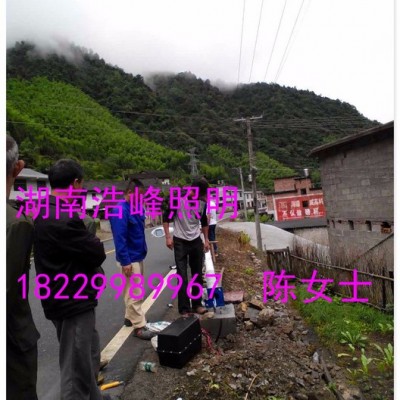 浩峰照明太陽能節(jié)能路燈 太陽能路燈的安裝太陽能路燈** 太陽能節(jié)能路燈