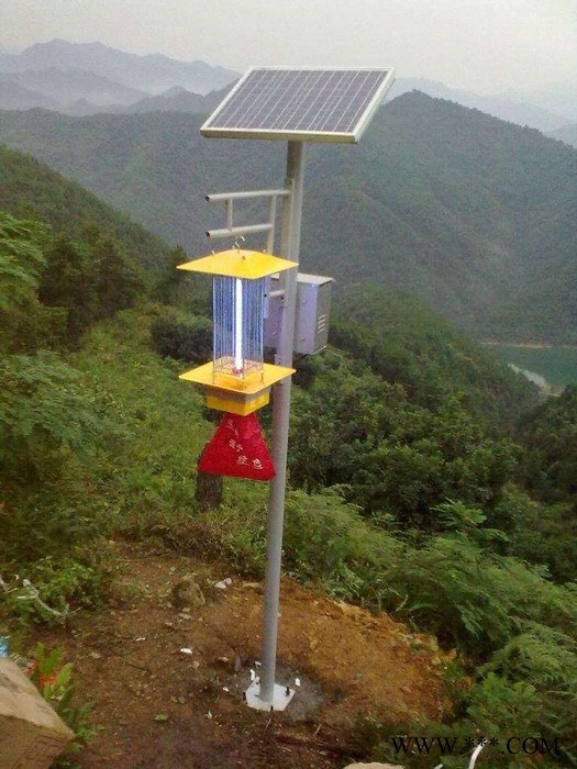 云南太陽能殺蟲燈滅蚊燈果園病蟲害防治