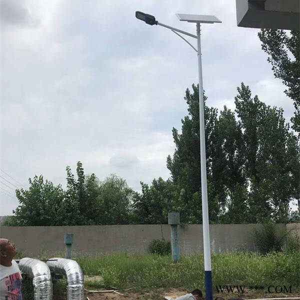 太陽能監(jiān)控路燈 太陽能路燈價格表 太陽能控制器 暢園太陽能路燈