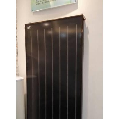 廠家定制平板型太陽能集熱器 太陽能熱水工程平板集熱器 黑鉻太陽能集熱器 平板太陽能 廣東尚而特太陽能