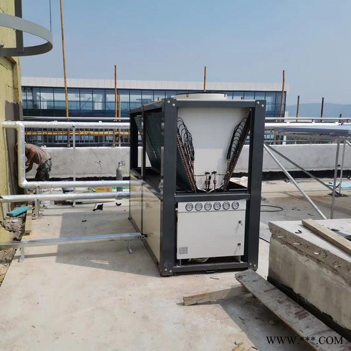江蘇無錫員工宿舍熱水工程 億家人真空管太陽能加空氣能熱泵輔助供熱系統