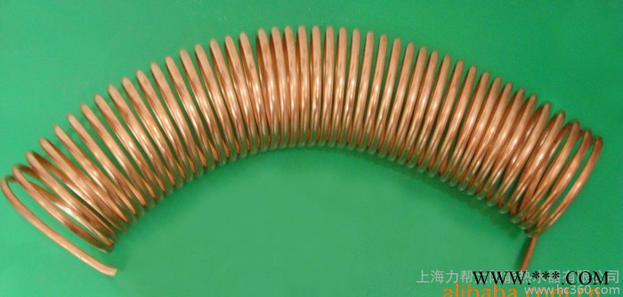 出口韓國速熱內(nèi)置銅盤管式太陽能熱水器