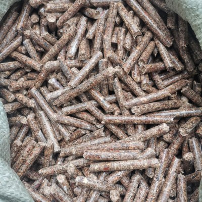 無煙不結焦松木燃燒顆粒木質顆粒生物質顆粒生物質木顆粒燃料廠